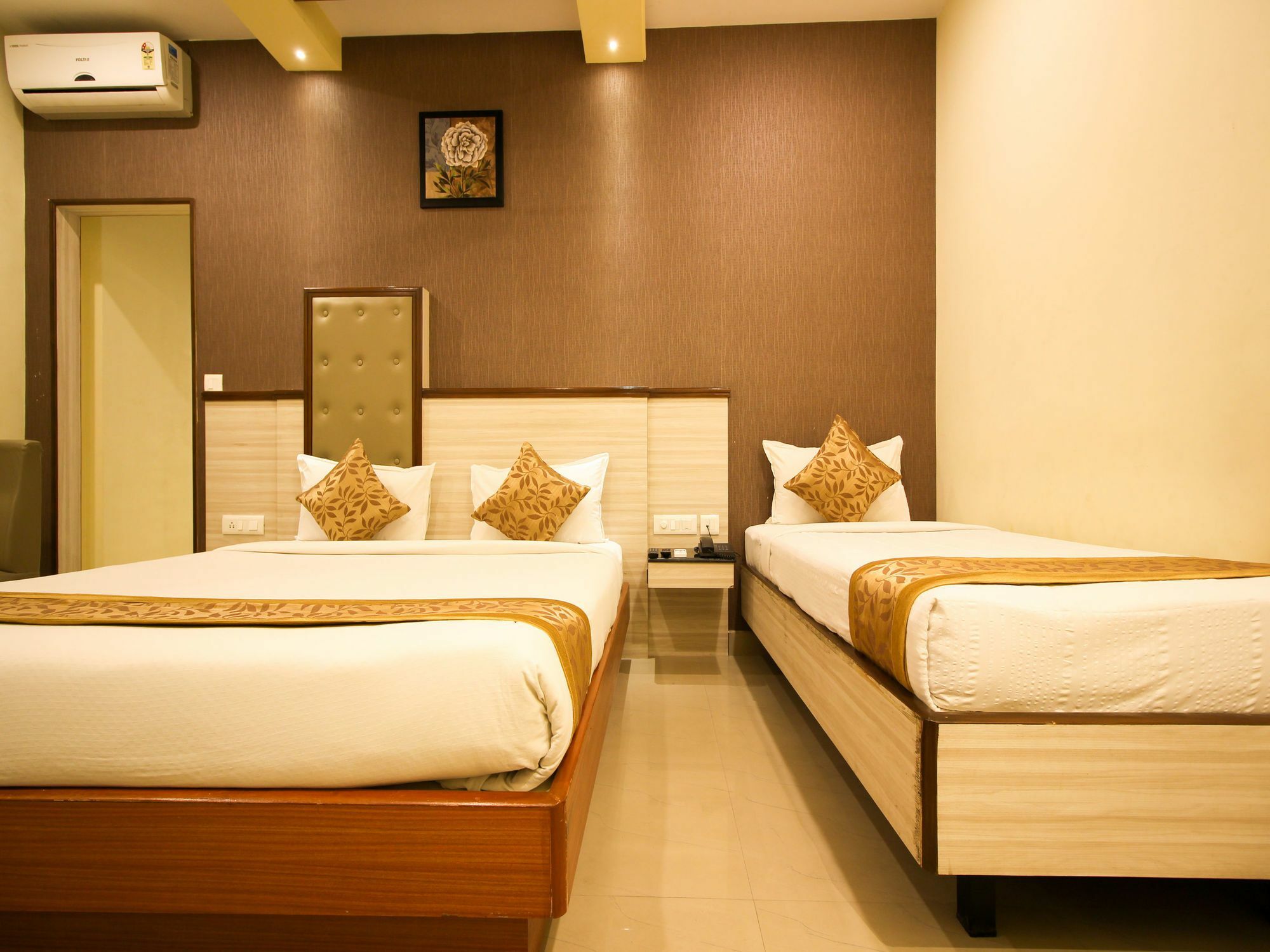 Oyo 6960 Kengeri Hotel Bangalore Exterior foto