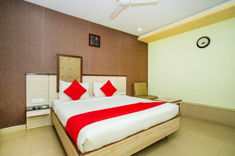 Oyo 6960 Kengeri Hotel Bangalore Exterior foto