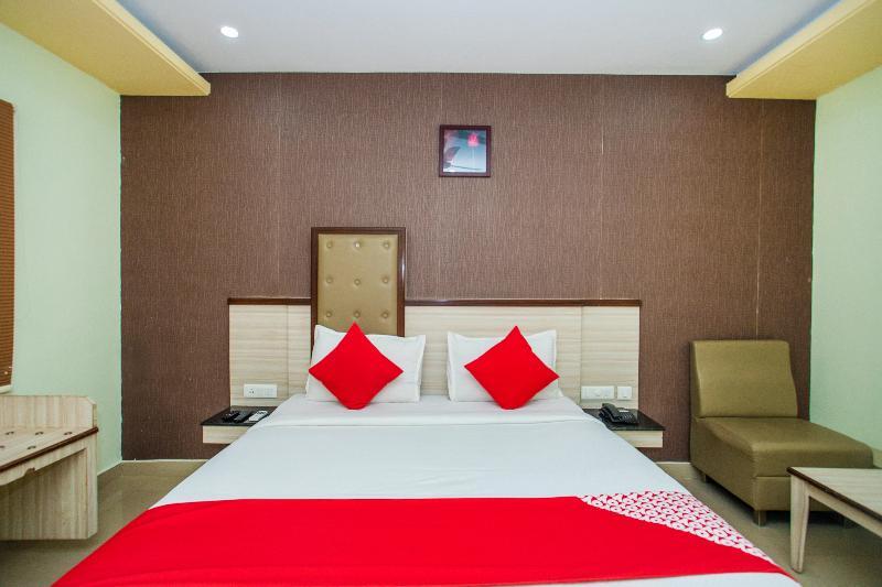 Oyo 6960 Kengeri Hotel Bangalore Exterior foto