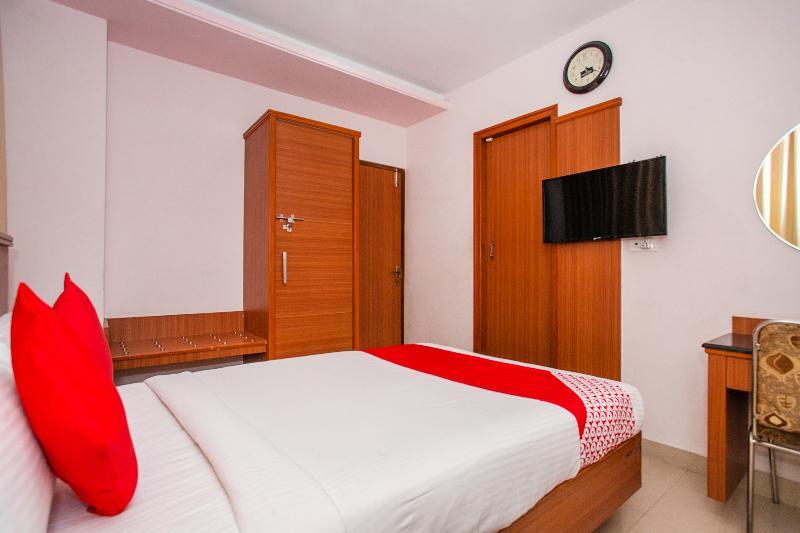 Oyo 6960 Kengeri Hotel Bangalore Exterior foto